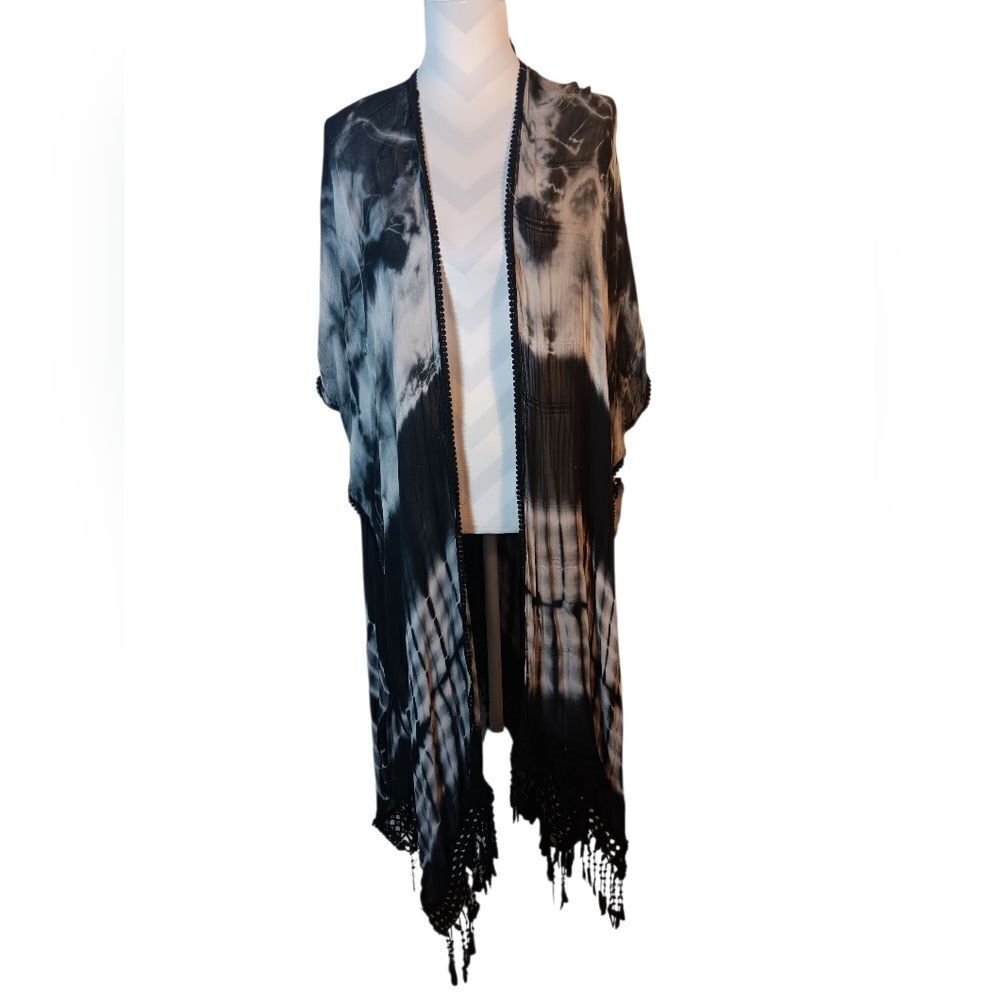 Woven Heart Black Tie Dyed Crocheted Trim Kimono